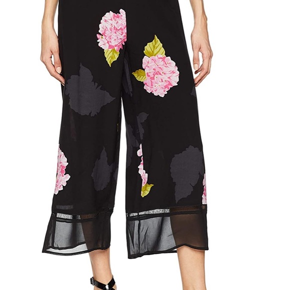 French connection wide leg crop floral pant size 4 🌸 - Picture 1 of 7